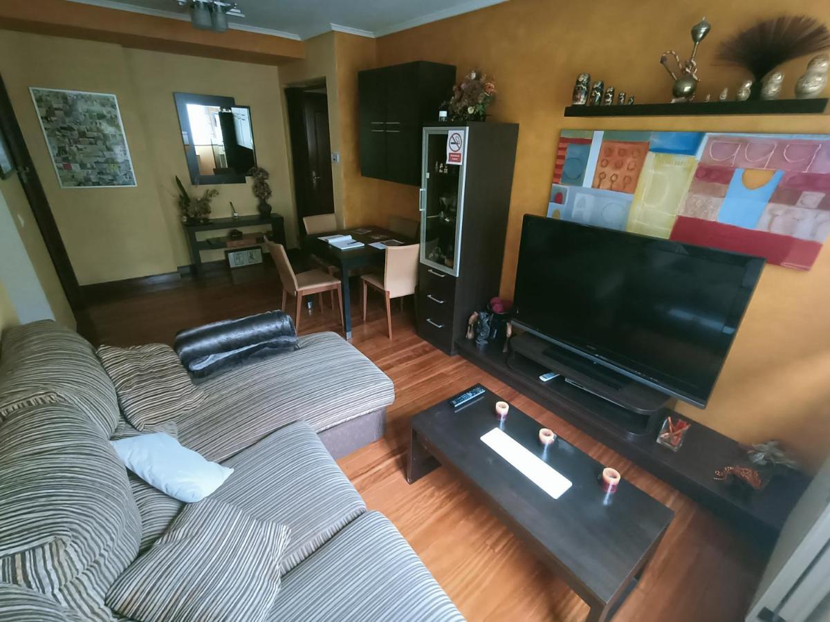 Acogedor, comunicado, aparcamiento gratis en l calle Bilbao Exterior foto
