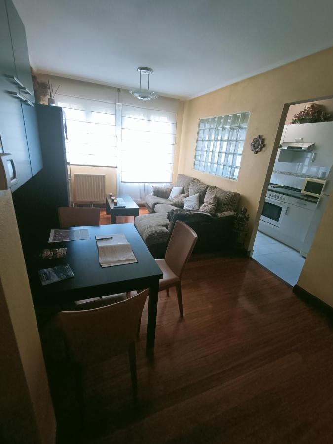 Acogedor, comunicado, aparcamiento gratis en l calle Bilbao Exterior foto